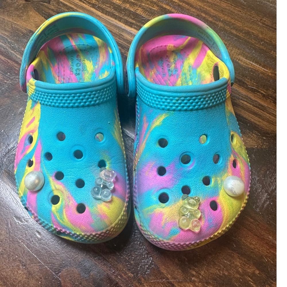 Crocs Kids Classic Clog Tie Dye Marble Multi-Color Shoes Size C8 with Jibbitz